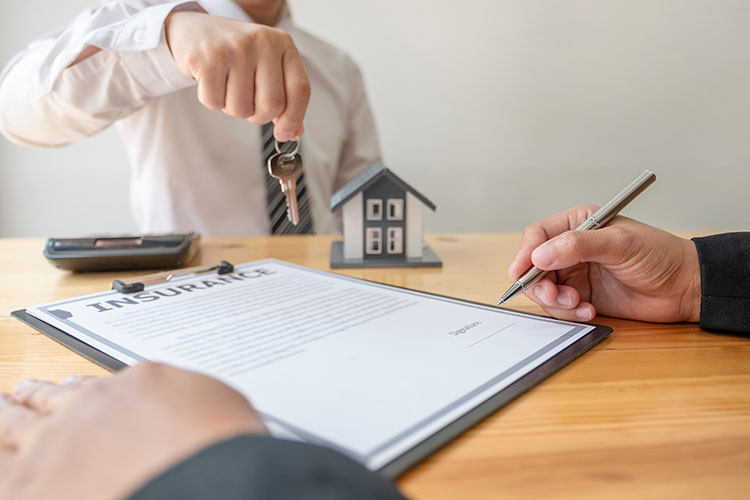 Quelles sont les assurances obligatoires pour un prêt immobilier ?